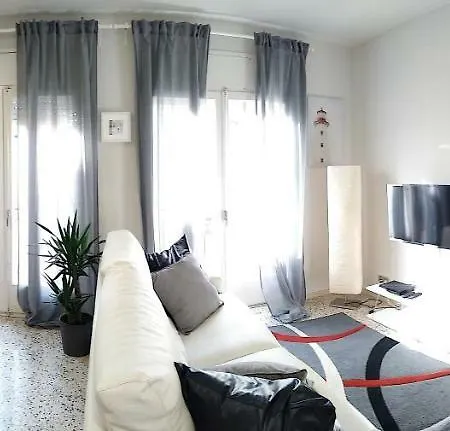 Piso Familiar En Apartment Llanca